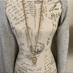 🌺 Gold necklace with one center rhinestone